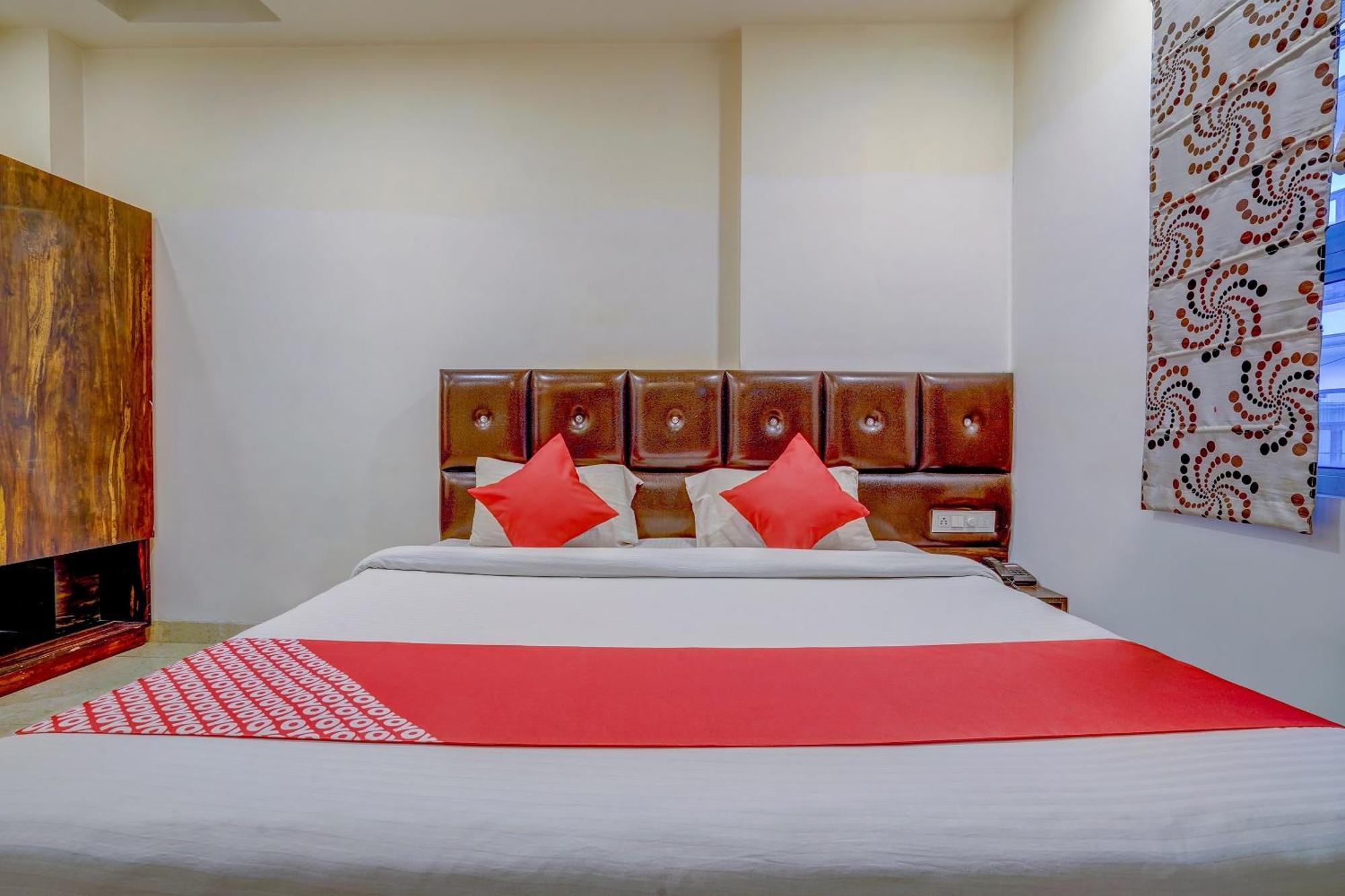 Super Hotel O Traveller Inn 勒克瑙 外观 照片