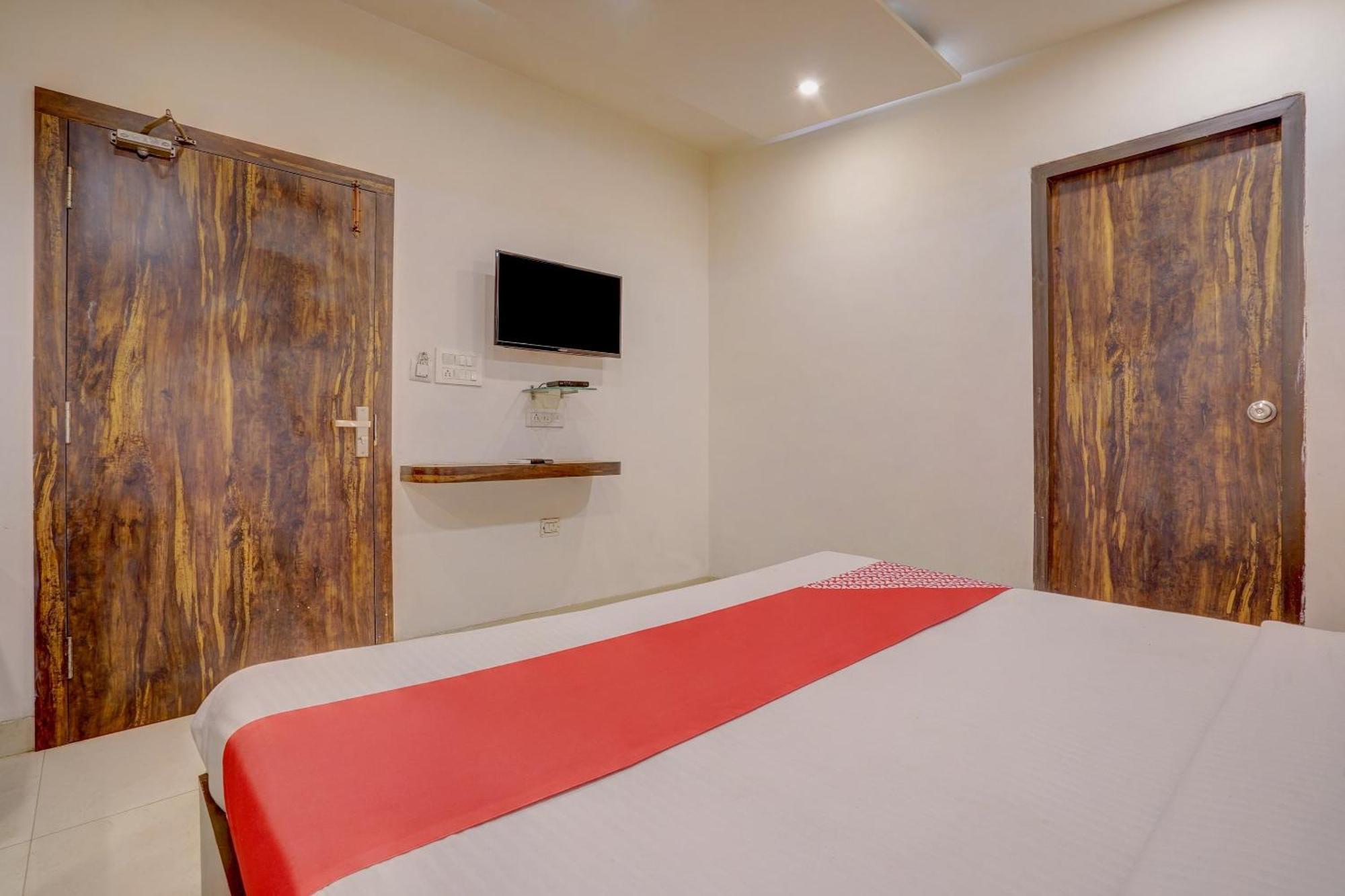 Super Hotel O Traveller Inn 勒克瑙 外观 照片
