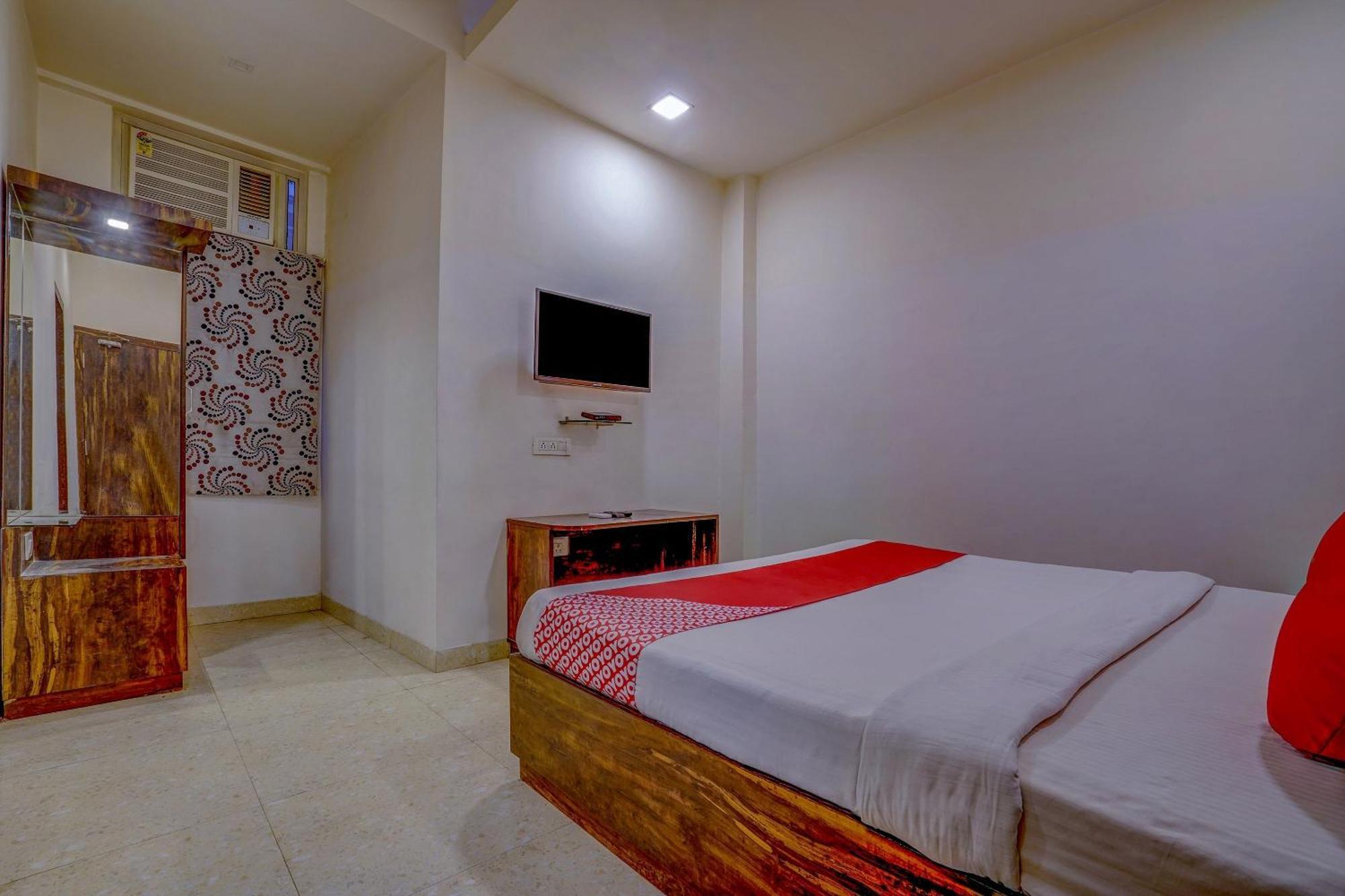 Super Hotel O Traveller Inn 勒克瑙 外观 照片